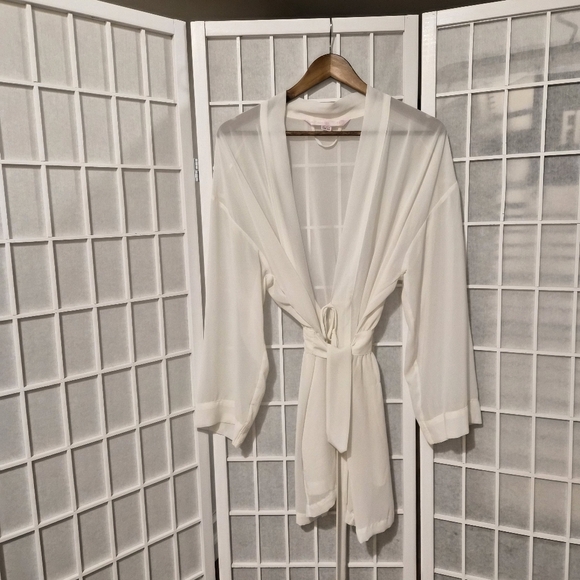 Victoria's Secret Other - Victoria's Secret White Sheer Robe One Size